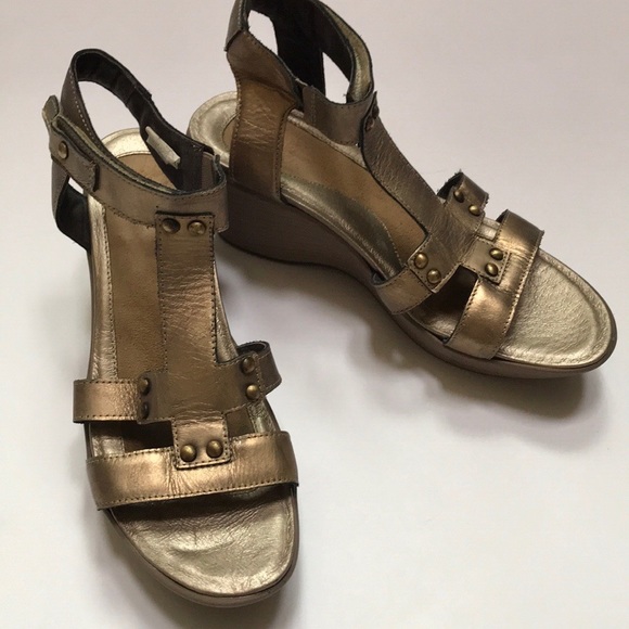 Naot Shoes - NAOT Gold Wedge Sandals